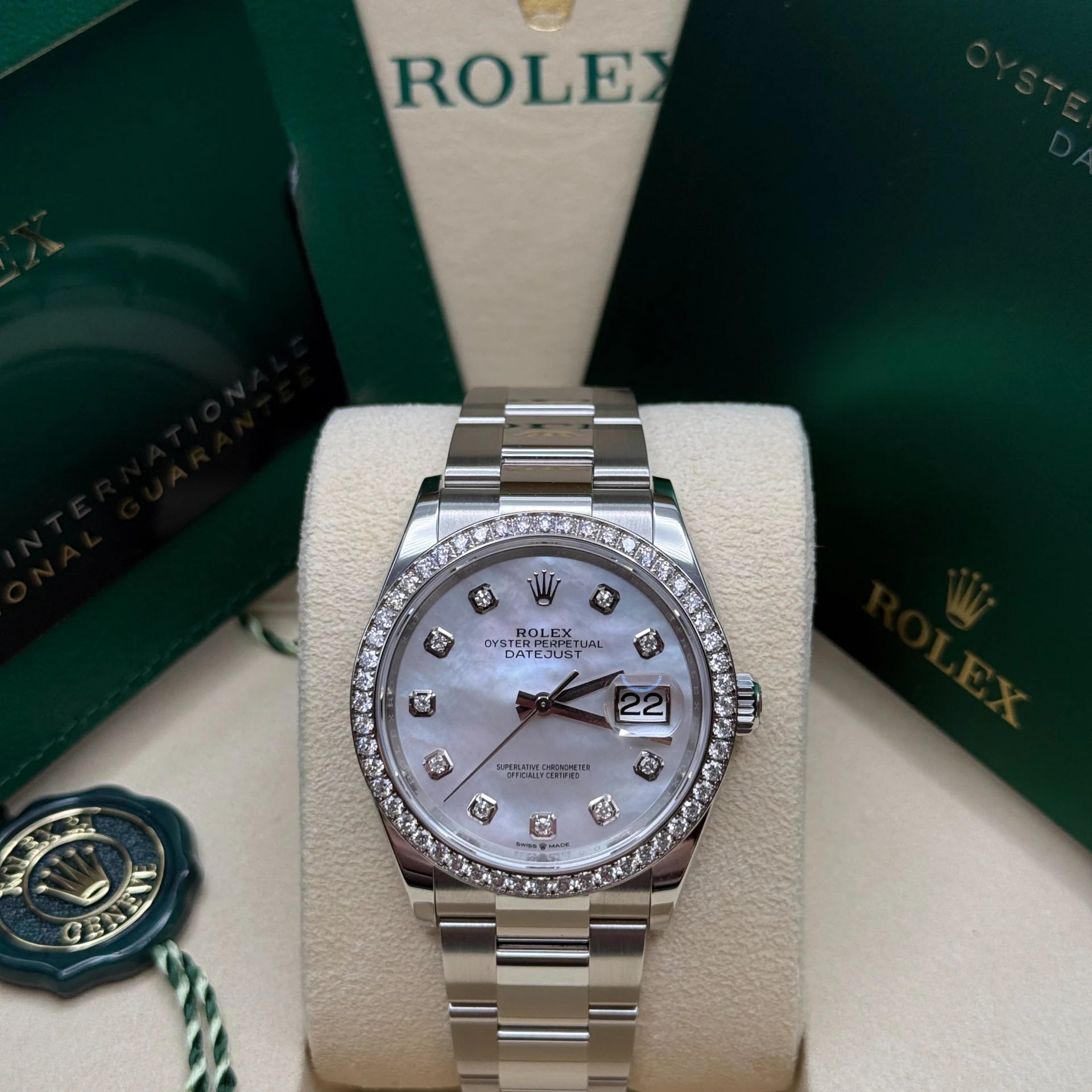 Rolex Datejust 36mm 126284 Mother-of-Pearl Dial Oyster Bracelet - Image 9