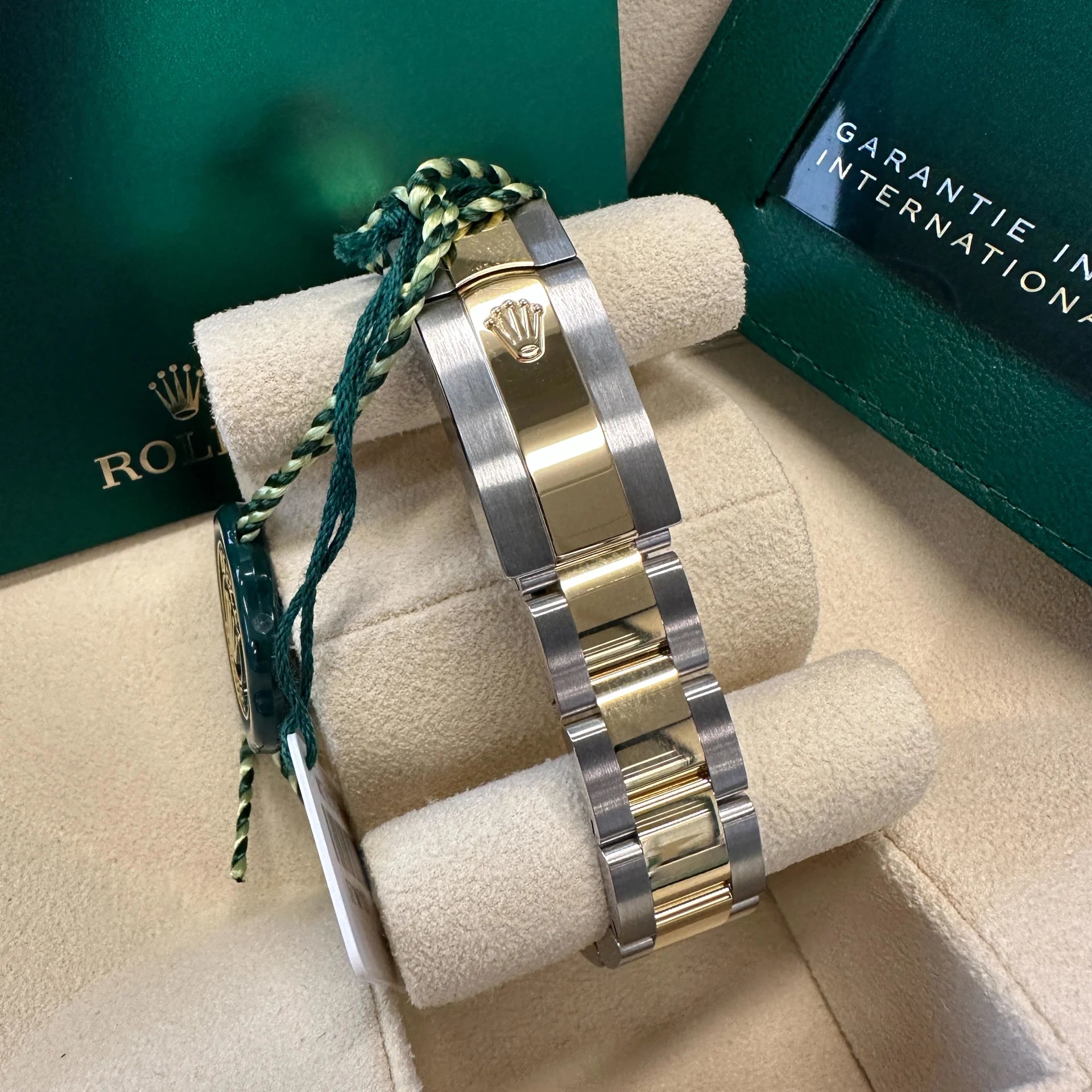 Rolex Datejust m278273-0029/0030 31mm Olive Green Dial Stainless Steel and Yellow Gold Oyster Watch - Image 16
