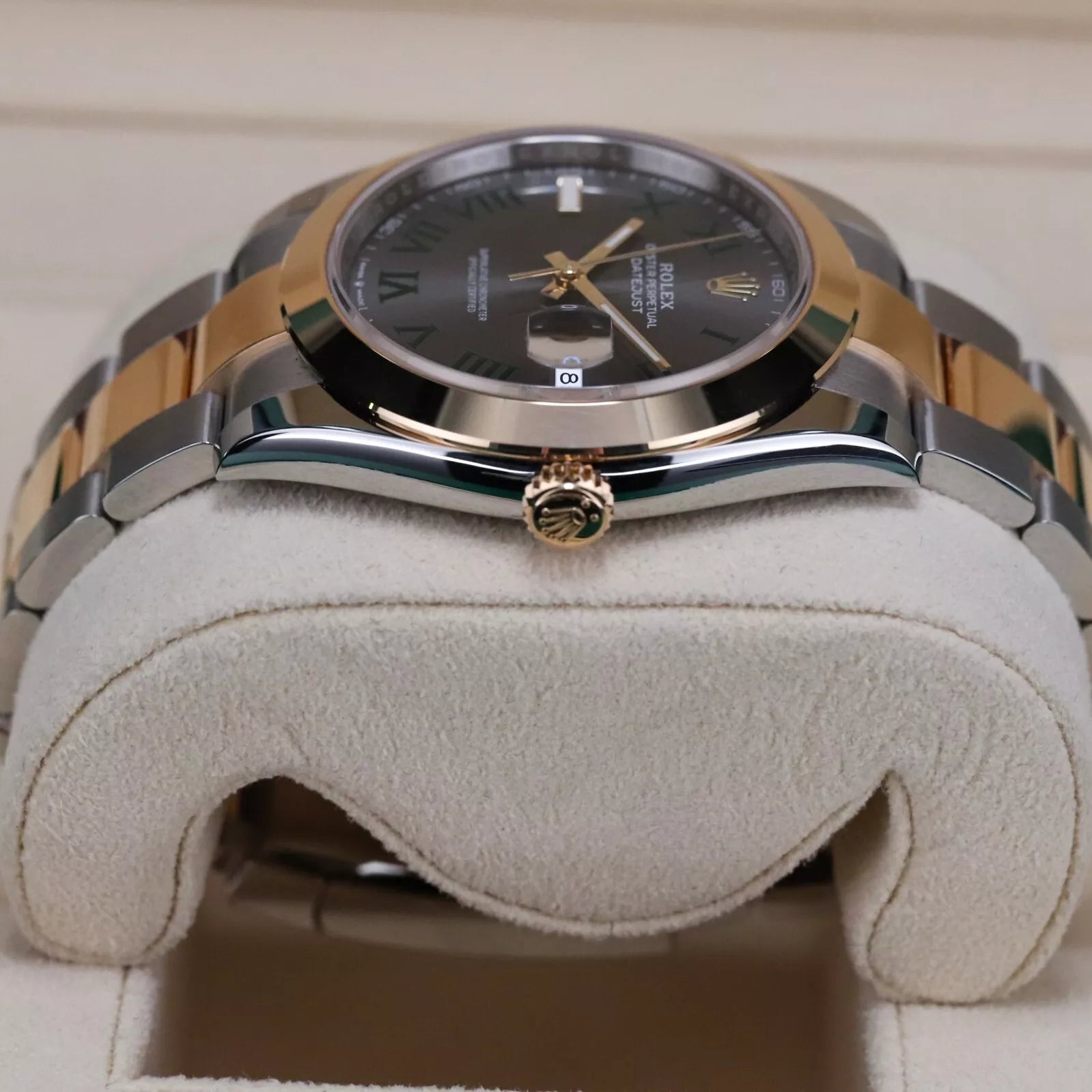 Rolex Datejust 41mm 126303 Slate Roman Oyster Steel and Yellow Gold Mens Watch - Image 7