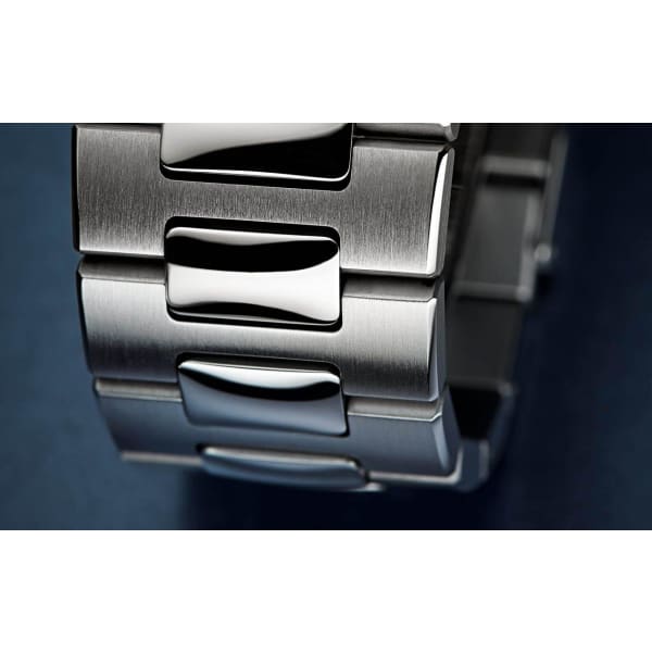 Patek Philippe Nautilus Steel 5726-1A-014 with Black Gradated dial - Image 12