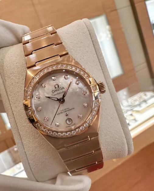 Omega Constellation Ladies' Selection 29mm yellow gold on yellow gold 131.55.29.20.55.002 - Image 4