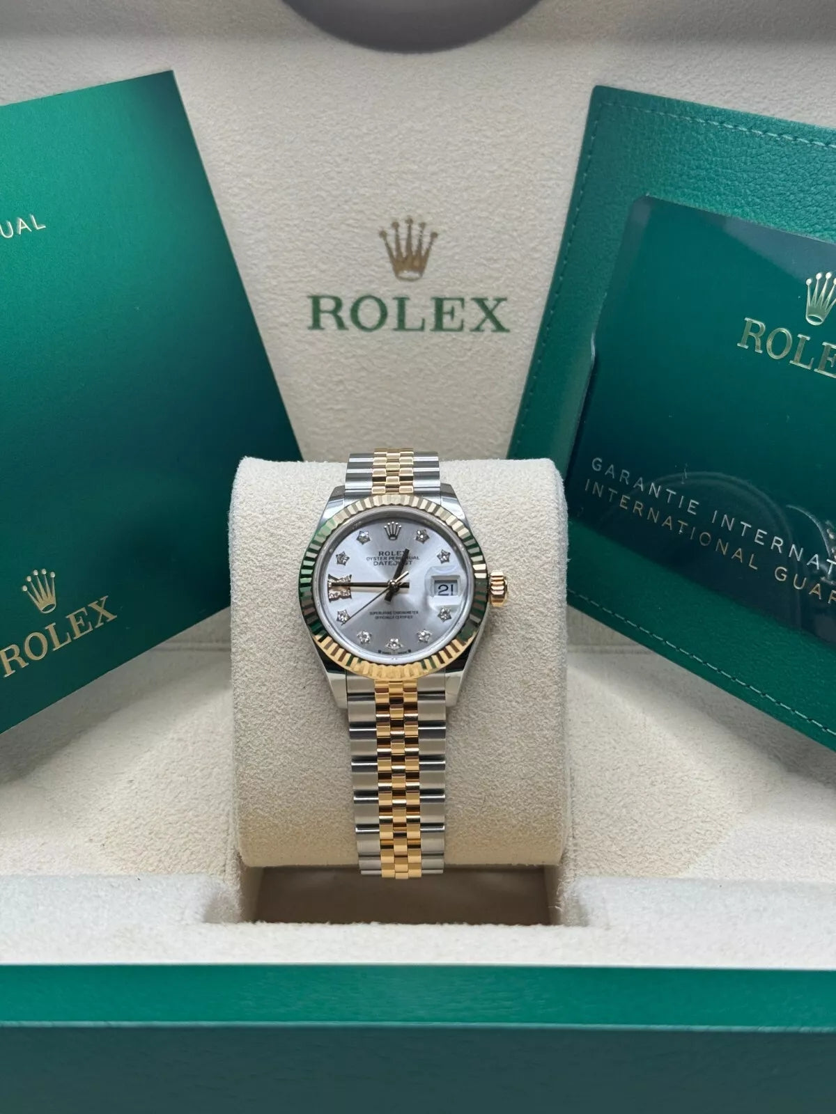 Rolex Lady-Datejust 28mm 279173 Silver Diamond Dial Oyster Bracelet - Image 14