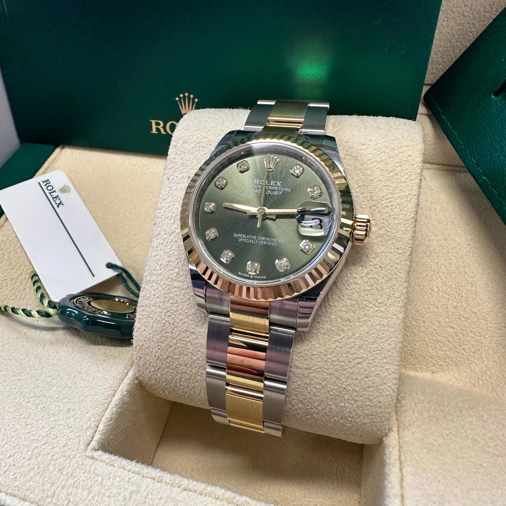 Rolex Datejust m278273-0029/0030 31mm Olive Green Dial Stainless Steel and Yellow Gold Oyster Watch - Image 14