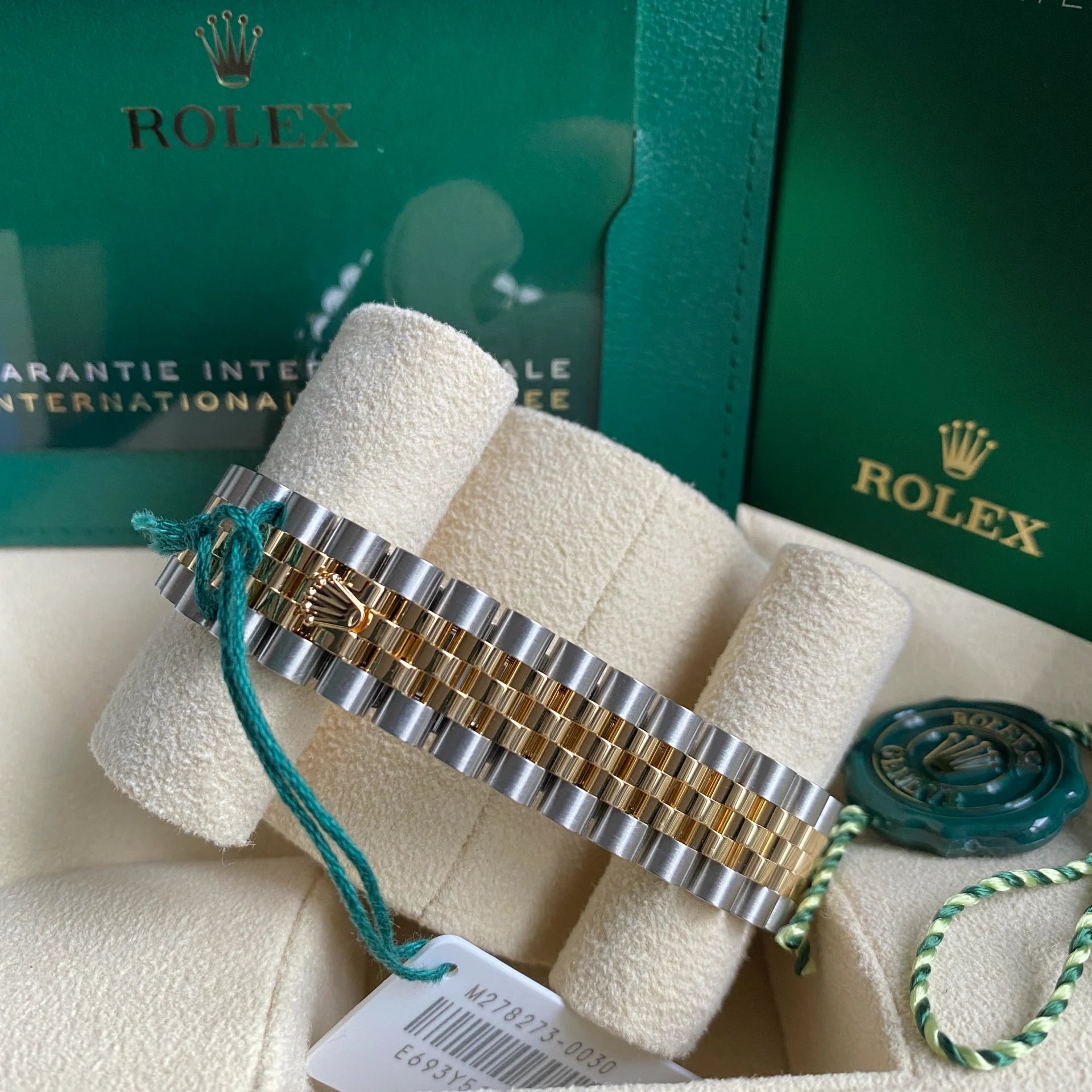 Rolex Datejust m278273-0029/0030 31mm Olive Green Dial Stainless Steel and Yellow Gold Oyster Watch - Image 12