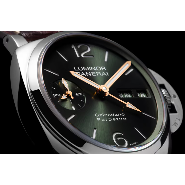 Panerai Luminor Perpetual Calendar GMT Platinumtech�?44mm PAM00715 - Image 3