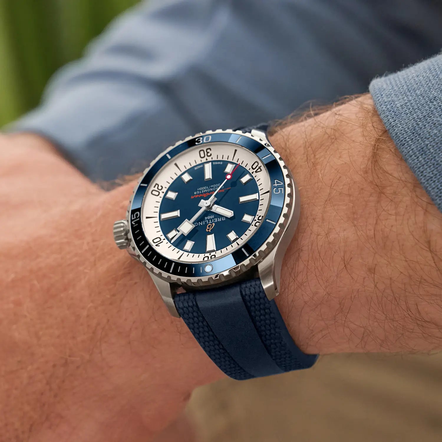 breitling Superocean Automatic 42 A17375E71C1S1 - Image 5
