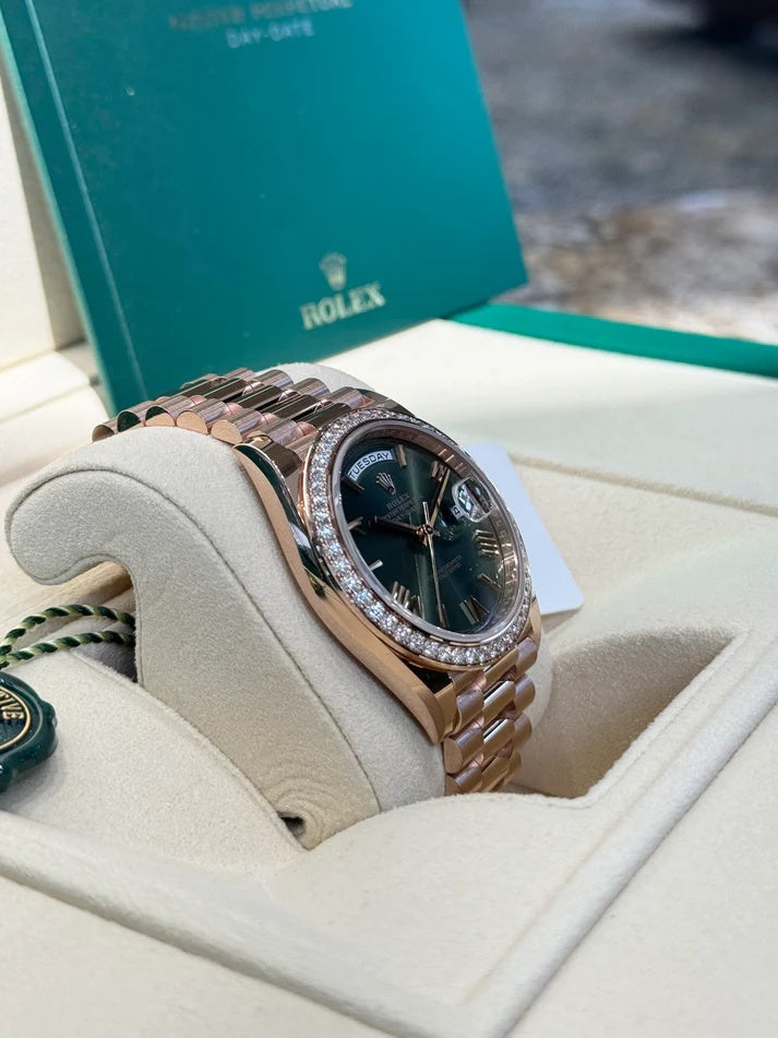 Rolex President 40mm Everose Gold Olive Green Roman Dial Diamond Bezel - 228345RBR - Image 3