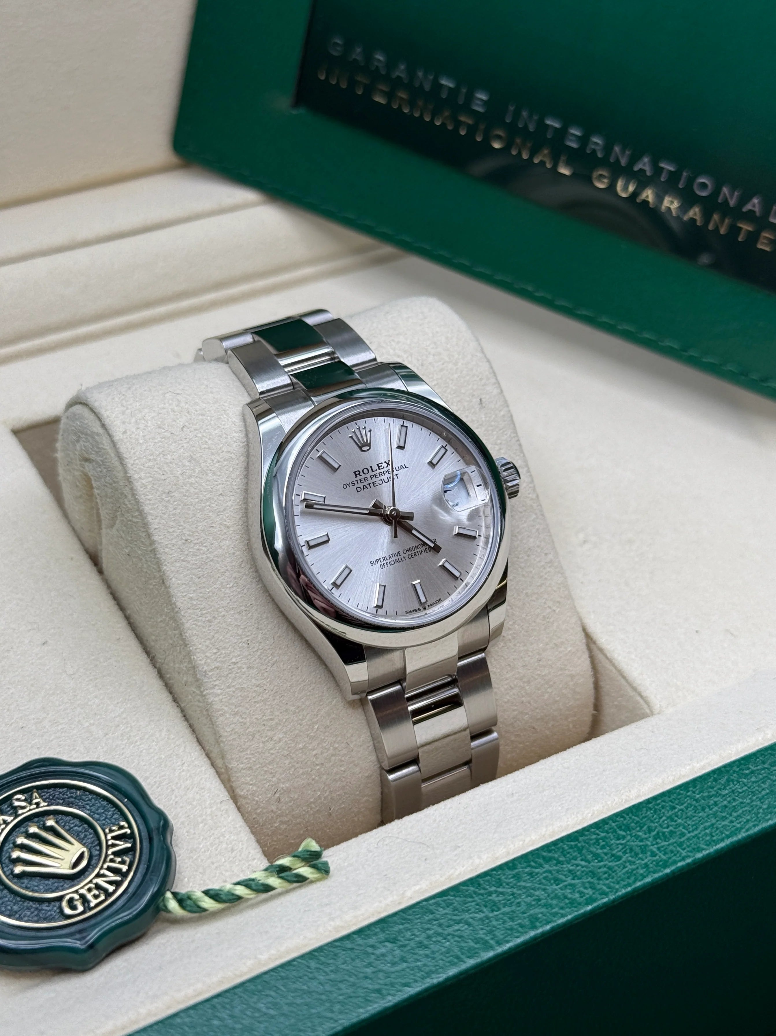 Rolex Datejust m278240-0005/0006 31mm Silver Index Domed Bezel Oyster Oystersteel - Image 7