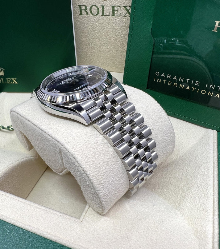 Rolex Datejust 36mm 126234 Datejust Aubergine Purple Diamond Roman Oyster Stainless Steel - Image 7