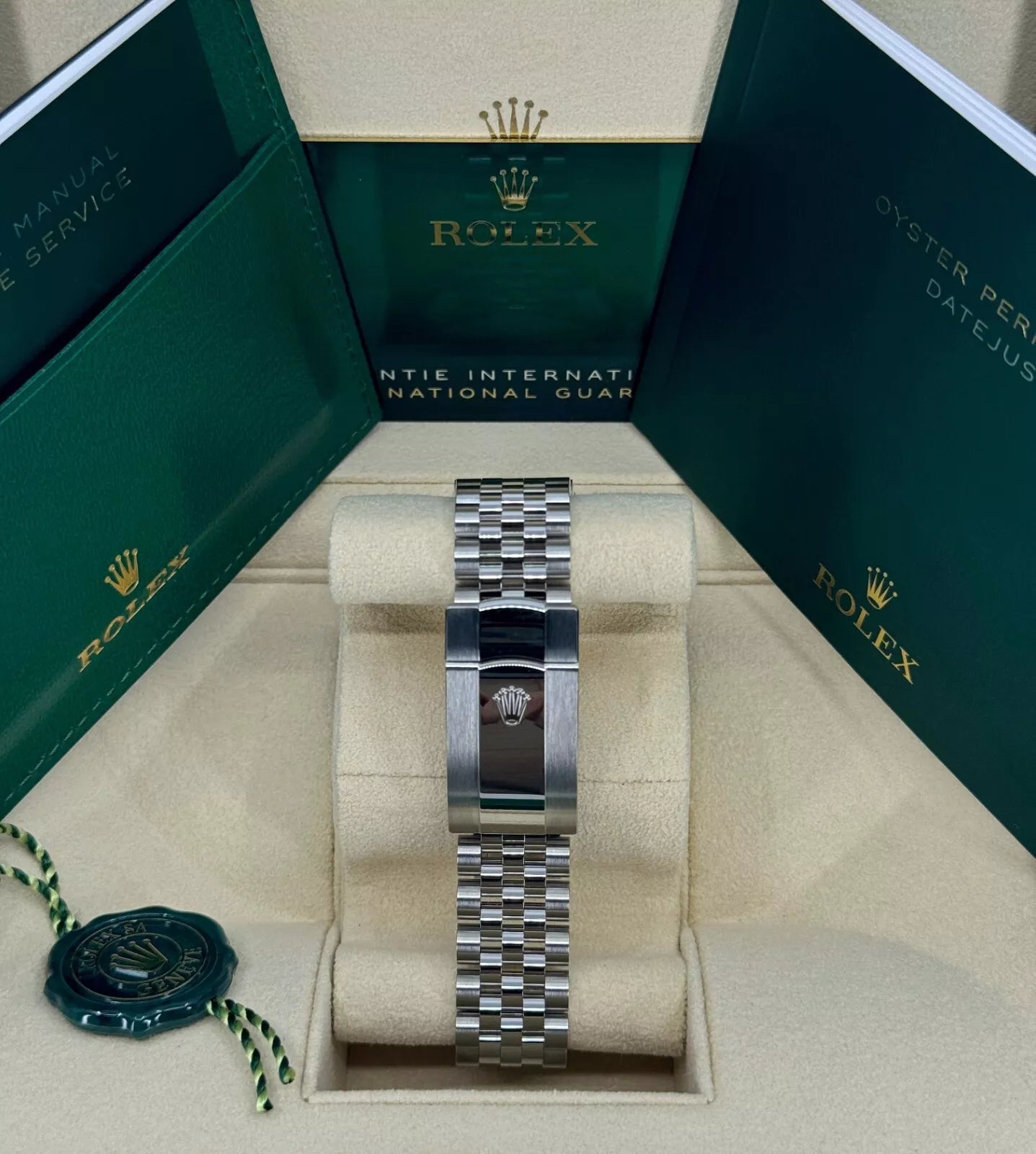 Rolex Datejust 41mm 126300 Slate Roman Oyster Stainless Steel Watch - Image 11