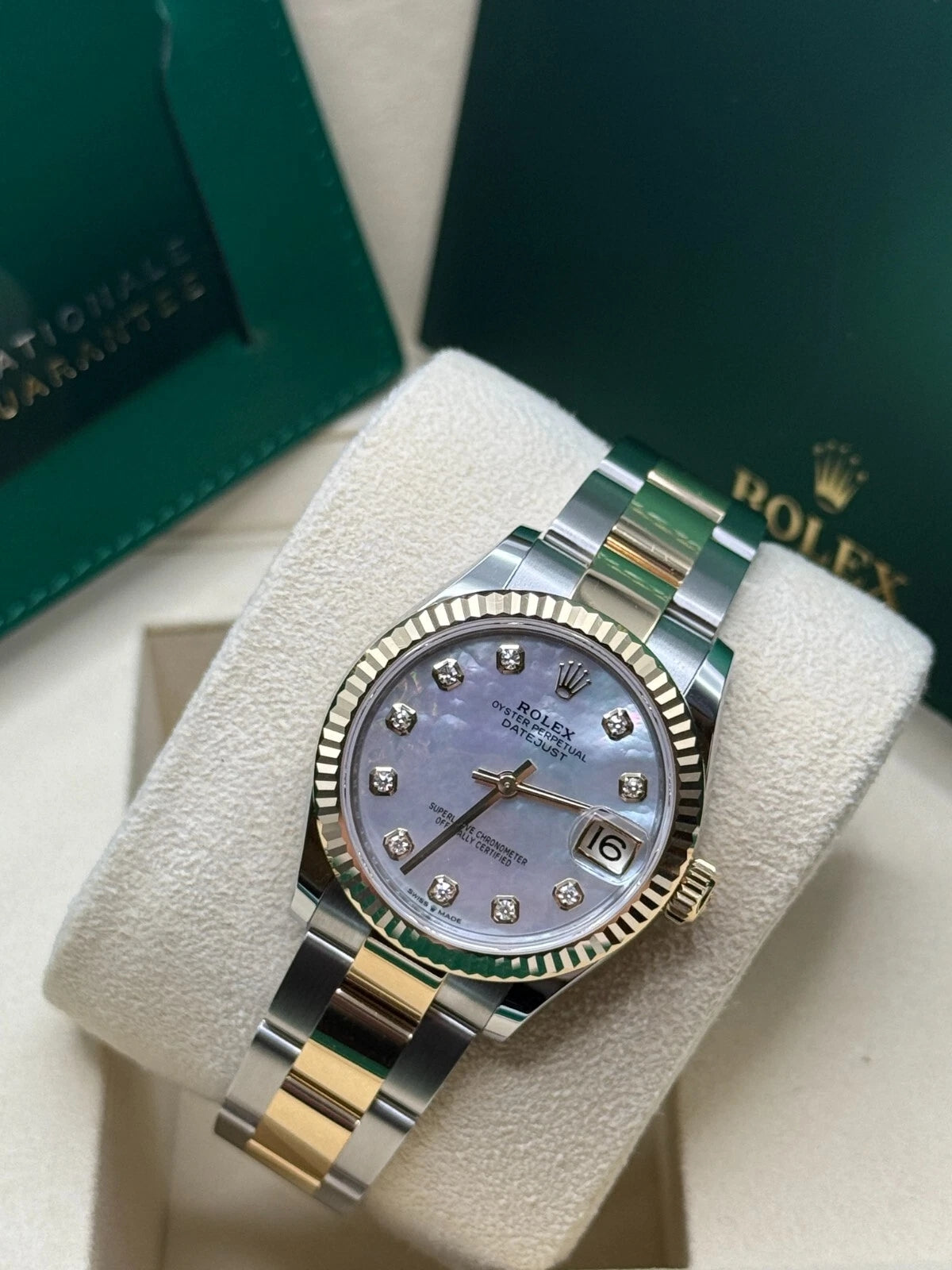 Rolex Datejust m278273-0027/0028 31mm White Mother-of-Pearl Dial Stainless Steel and Yellow Gold Oyster Watch - Image 9
