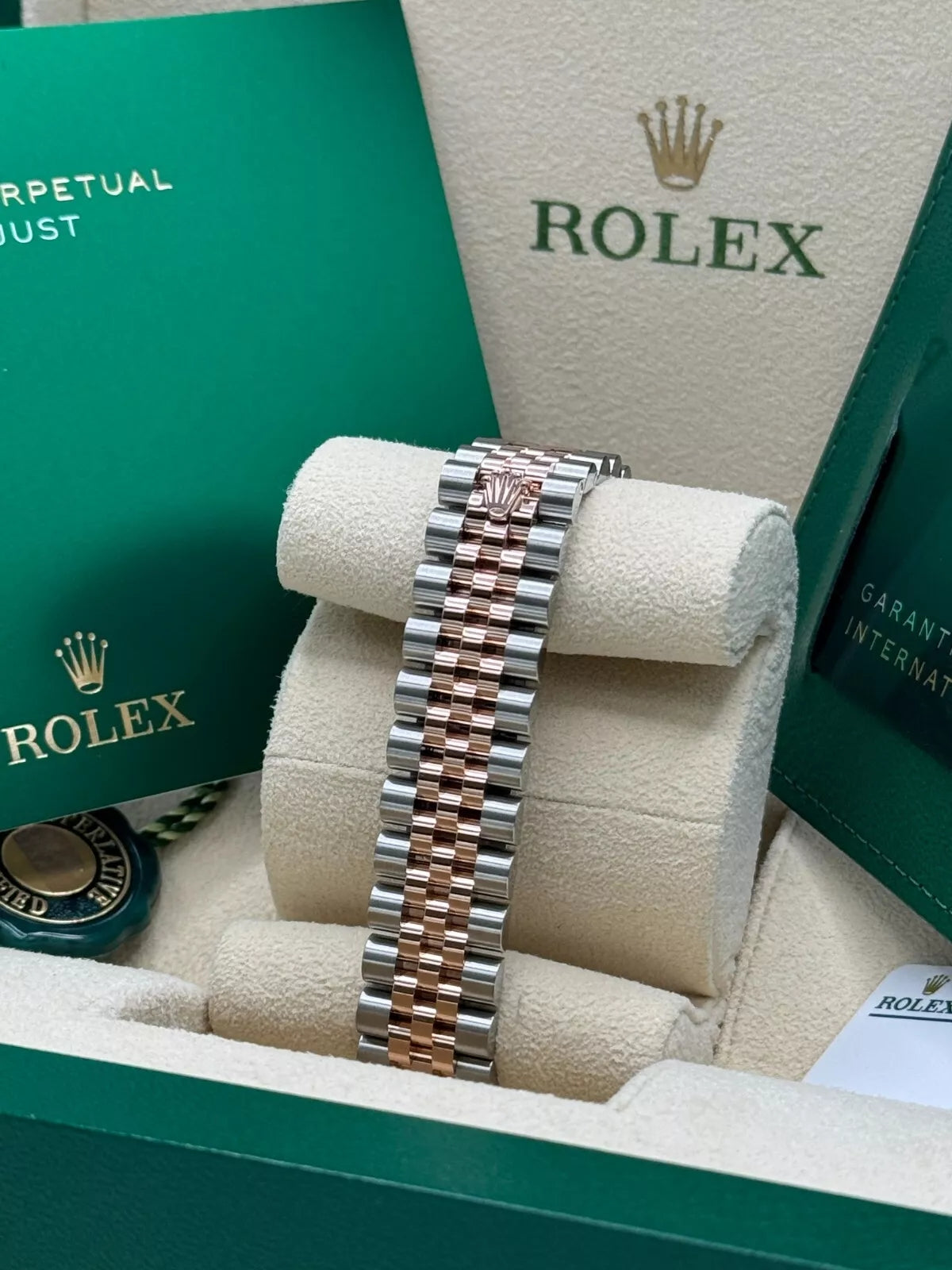 Rolex Lady-Datejust 28mm 279171 Chocolate Diamond Oyster Stainless Steel and Rose Gold - Image 11
