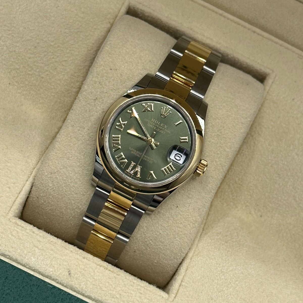 Rolex Datejust m278243-0015/0016 31mm Olive Green Dial Yellow Rolesor Oyster Watch - Image 4
