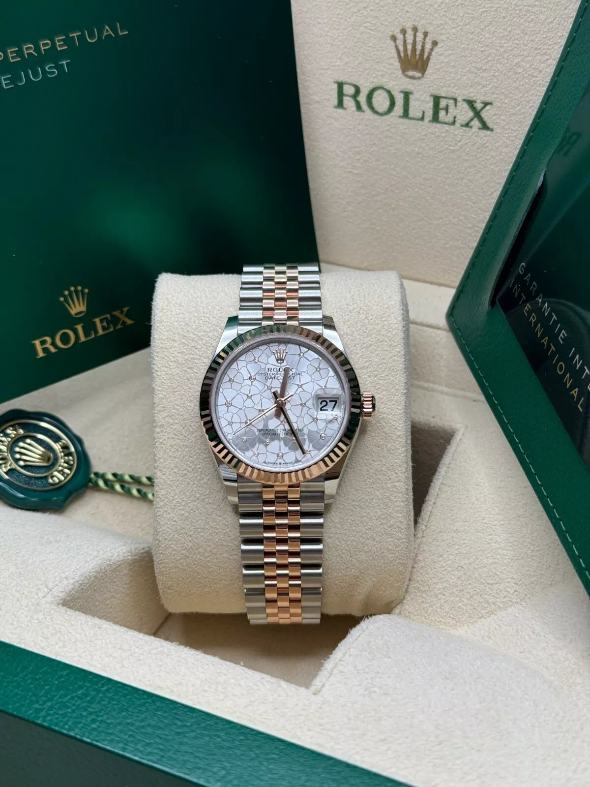 Rolex Datejust m278271-0031/0032 Silver Floral Motif 31mm Dial Oyster Bracelet Watch - Image 2