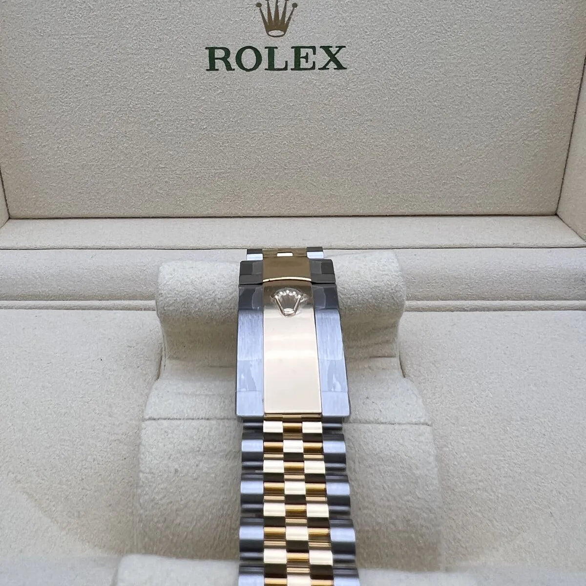 Rolex Datejust 41mm 126303 Black Index Jubilee 41mm Steel and Yellow Gold Mens Watch - Image 3