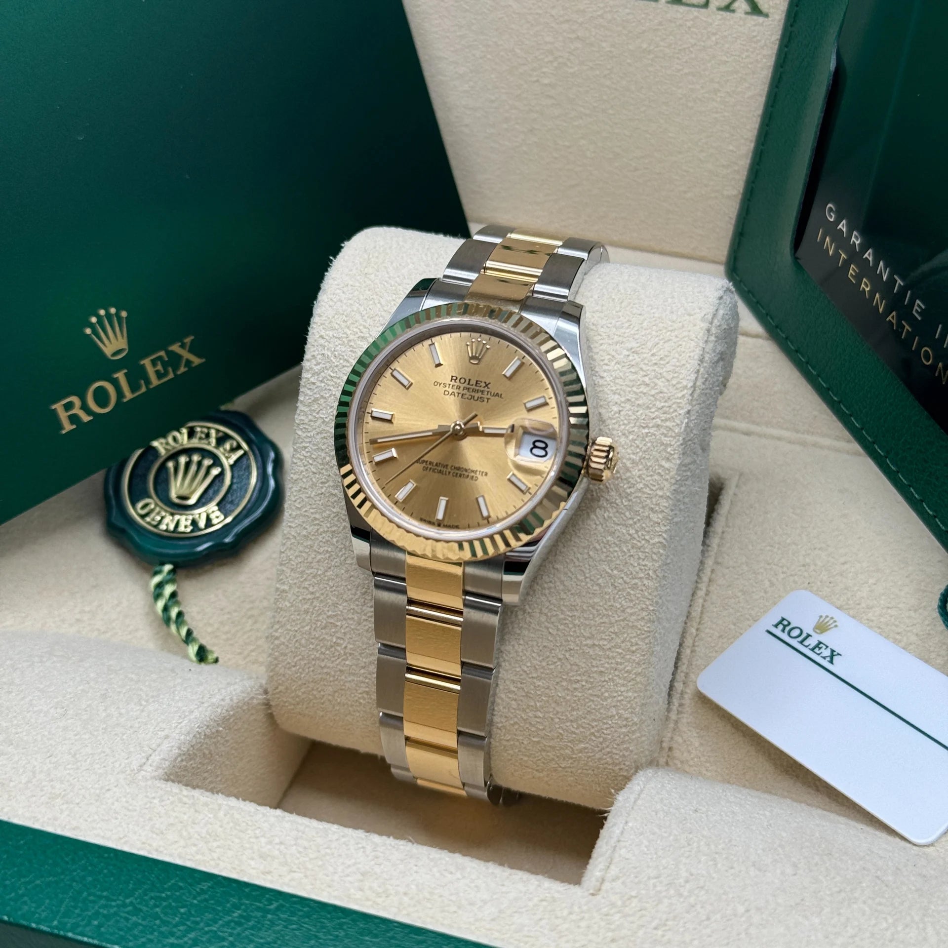 Rolex Datejust m278273-0013/0014 31mm Champagne Dial Stainless Steel and Yellow Gold Oyster Watch - Image 15