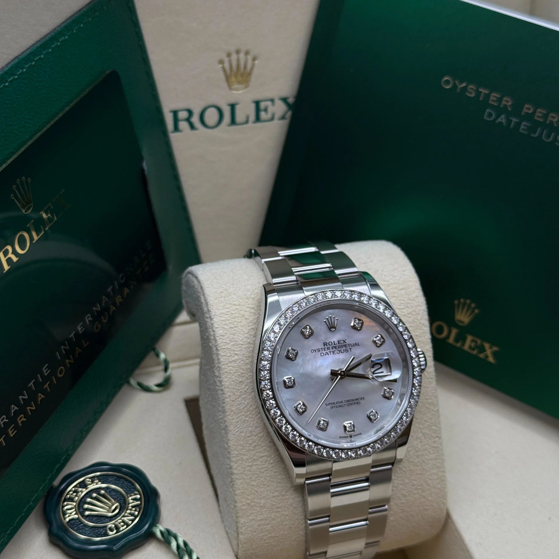 Rolex Datejust 36mm 126284 Mother-of-Pearl Dial Oyster Bracelet - Image 10