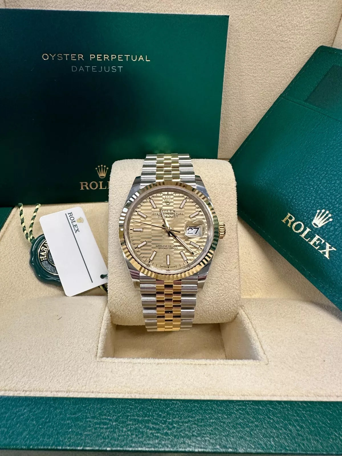 Rolex Datejust 36mm 126233 Golden Fluted Motif 36mm Dial Oyster Bracelet - Image 9