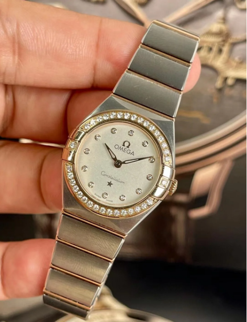 Omega Constellation Ladies' Selection 25mm steel �?yellow gold on steel �?yellow gold 131.25.25.60.55.002 - Image 4