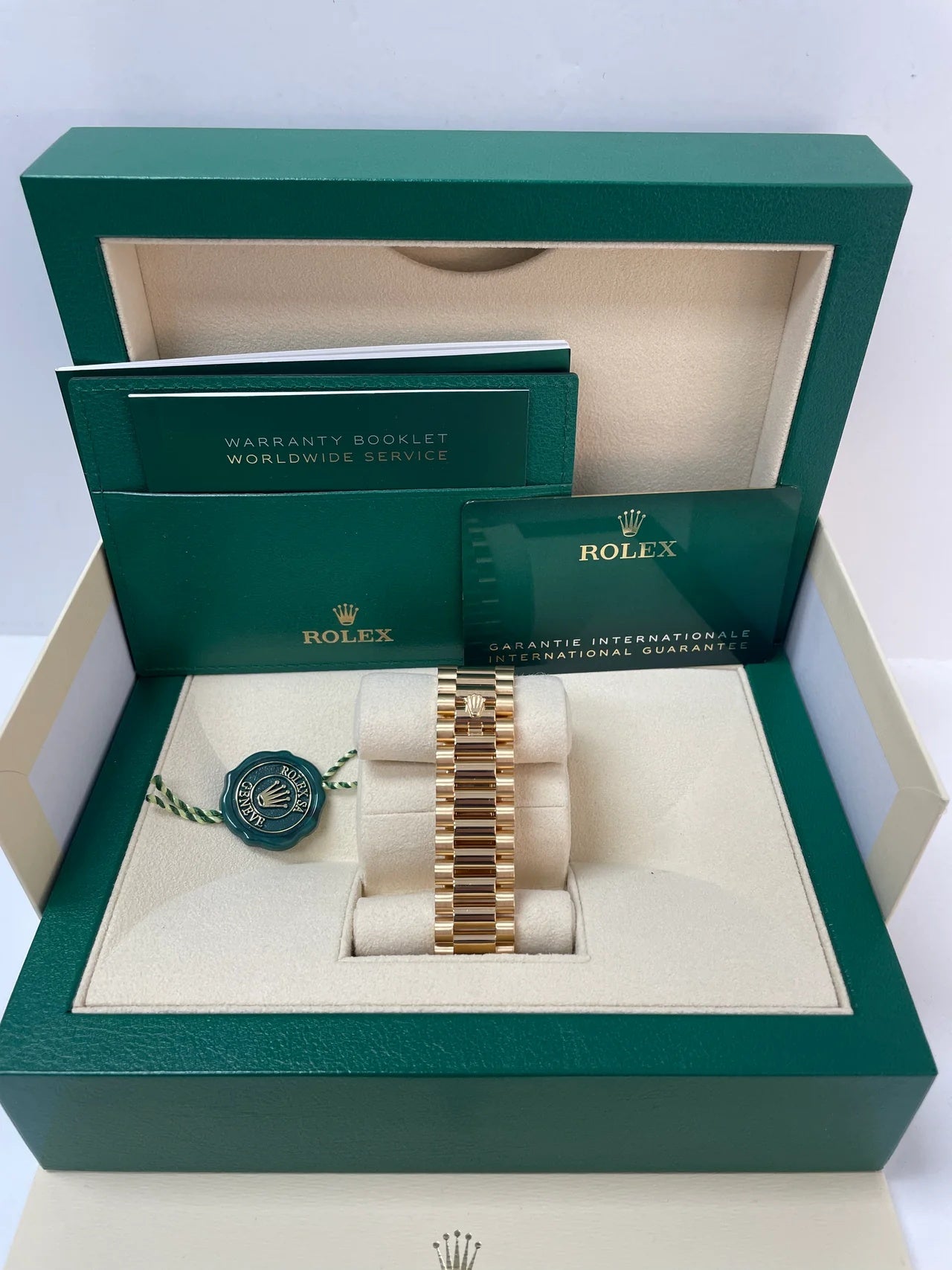 Rolex Day-Date 40mm Champaign Dial and Diamond Bezel Yellow Gold President Bracelet 228348RBR-0008 - Image 5